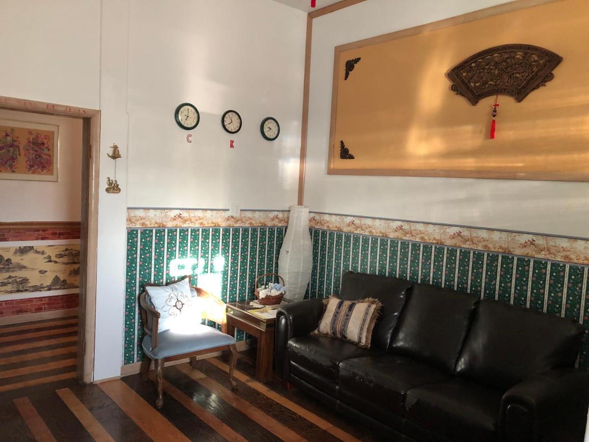Heritage Place Hotel Gravelbourg Buitenkant foto